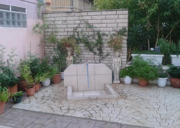 Fiori Apartment *